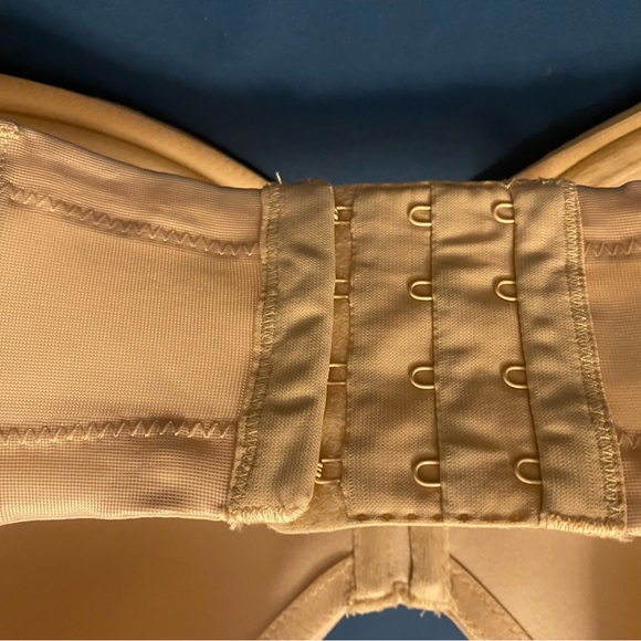 Wacoal Nude Red Carpet Strapless Bra - Picture 6 of 8